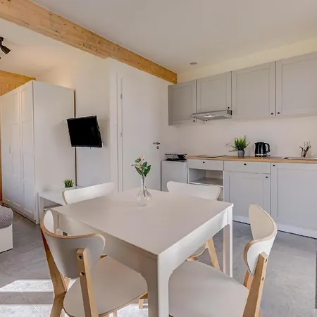 In Mit Eigener Terrasse Holiday home Pustkowo