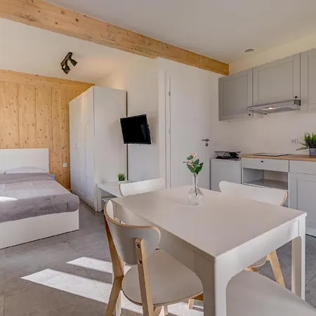 Holiday home In Mit Eigener Terrasse *
